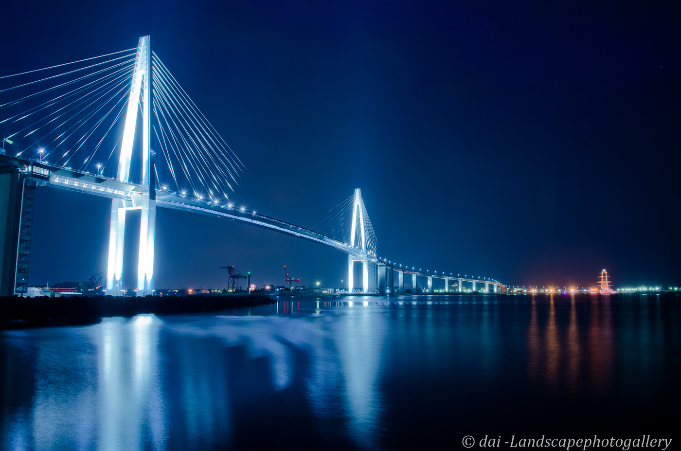 新湊大橋の夜景 撮影地 富山県射水市海竜町 Landscapephotogallery