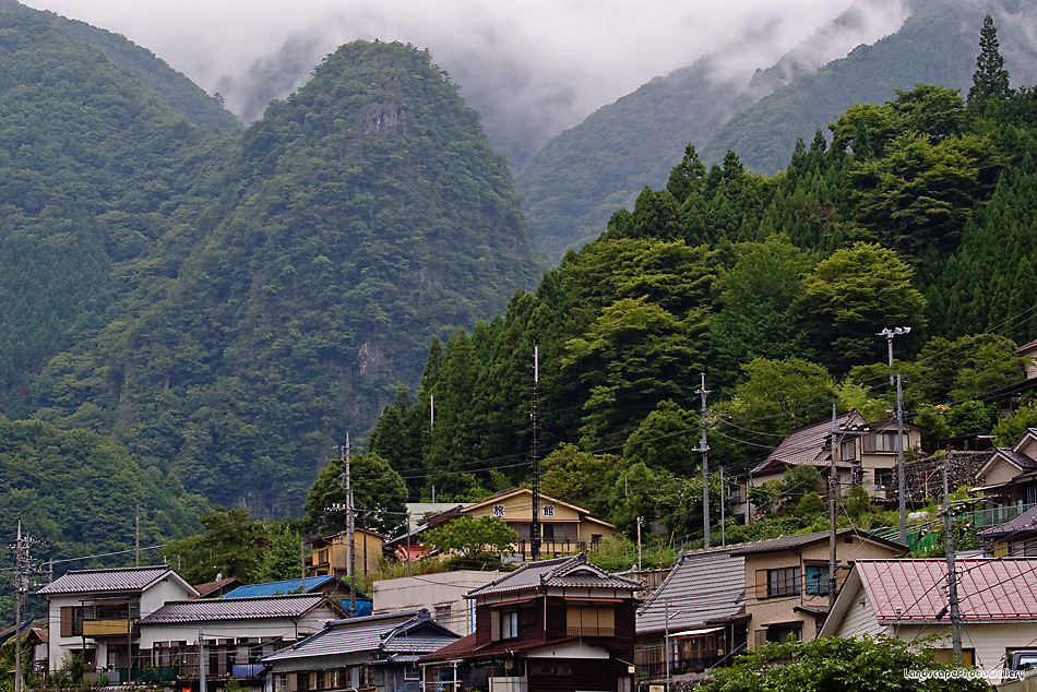 日原街道風景 稲村岩