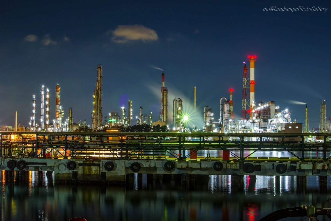 丸善石油工場夜景’