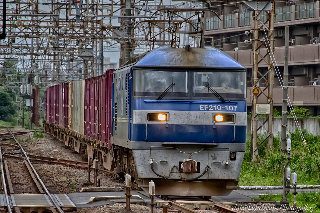 EF210-107 コンテナ列車【HDRi】