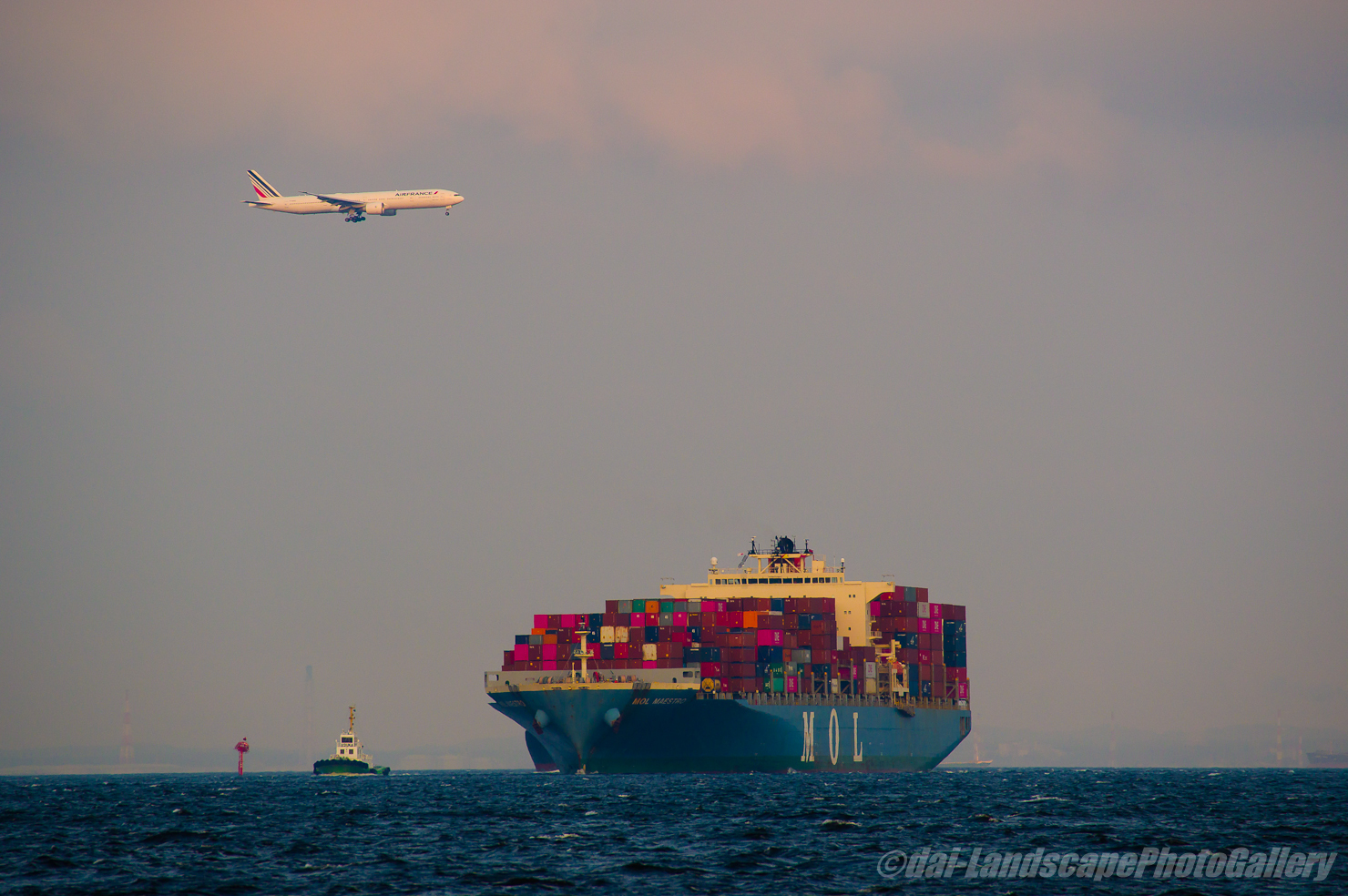 MOL MAESTRO 東京港入港風景